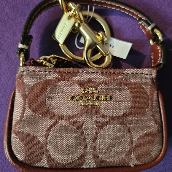 Coach bag charms - Picture 8 of 14